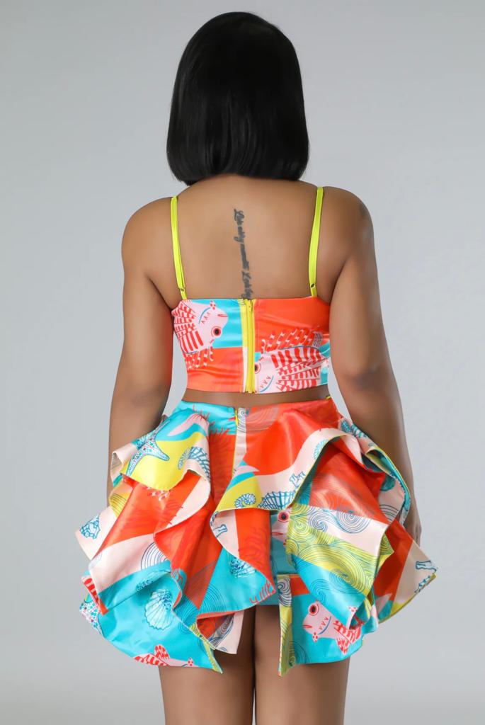 Gorgeous 2 Piece Skirt Set. Beautiful up close, you'll love this set, it's STUNNING!