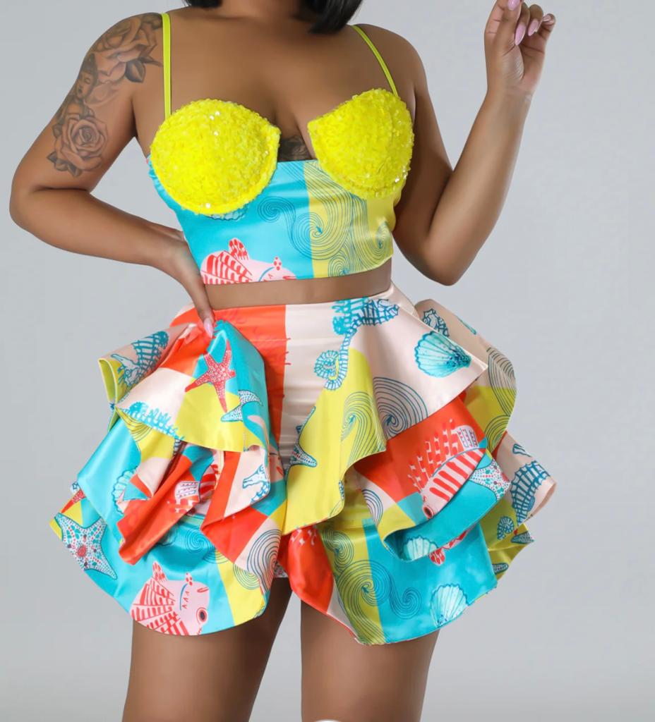 Gorgeous 2 Piece Skirt Set. Beautiful up close, you'll love this set, it's STUNNING!